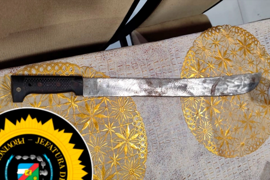 El machete del agresor. (PER)