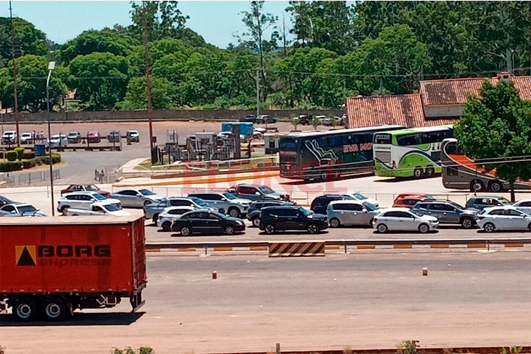 Imágenes: así está el cruce a Brasil por Paso de Los Libres en la previa al primer fin de semana del 2025