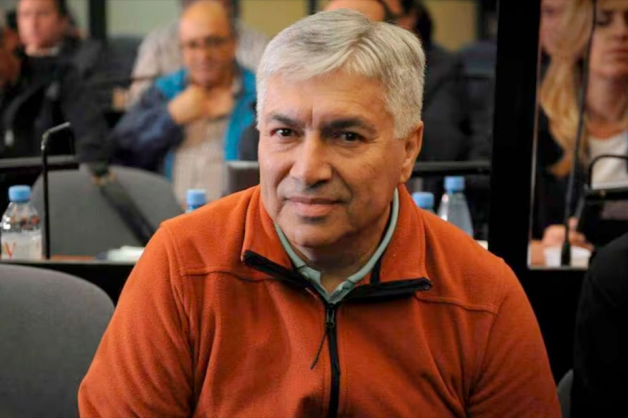 Lázaro Báez.