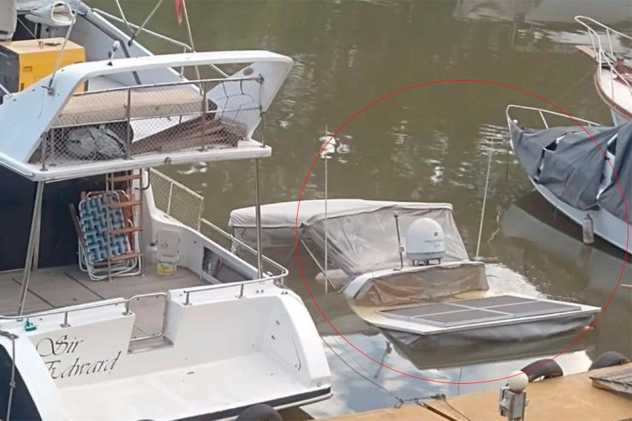 Una embarcaci&oacute;n se hundi&oacute; en la d&aacute;rsena del Club N&aacute;utico Paran&aacute;.