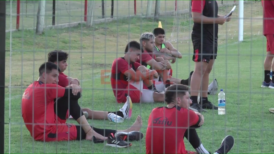 Imagen del entrenamiento de Patronato. Foto: Elonce