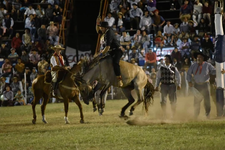 Las jineteadas, el gran atractivo en Diamante