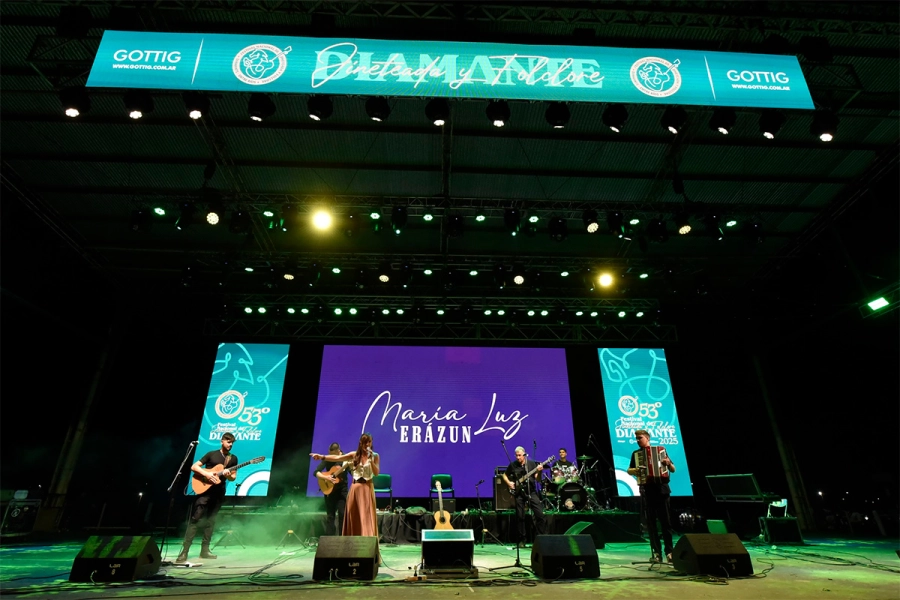 Festival Nacional de Jineteada y Folclore de Diamante