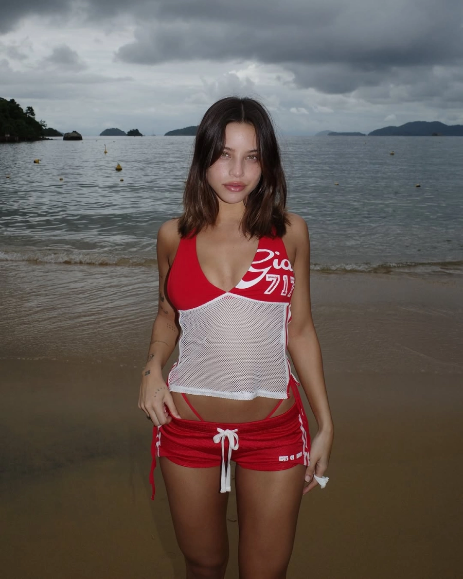 Emilia Mernes disfrutando de Río de Janeiro (foto: Instagram)