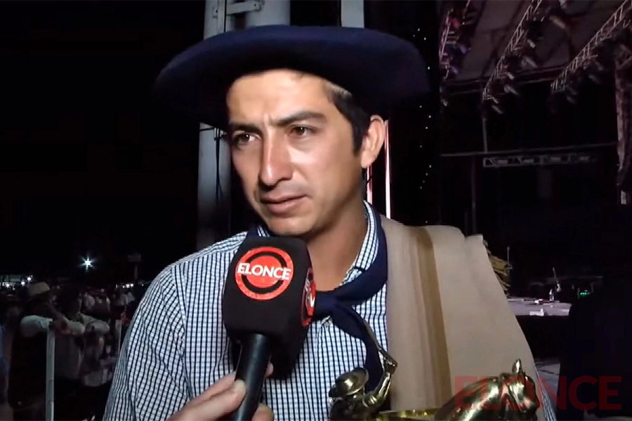 El campe&oacute;n de la categor&iacute;a Bastos, Juan Acevedo. (foto Elonce)