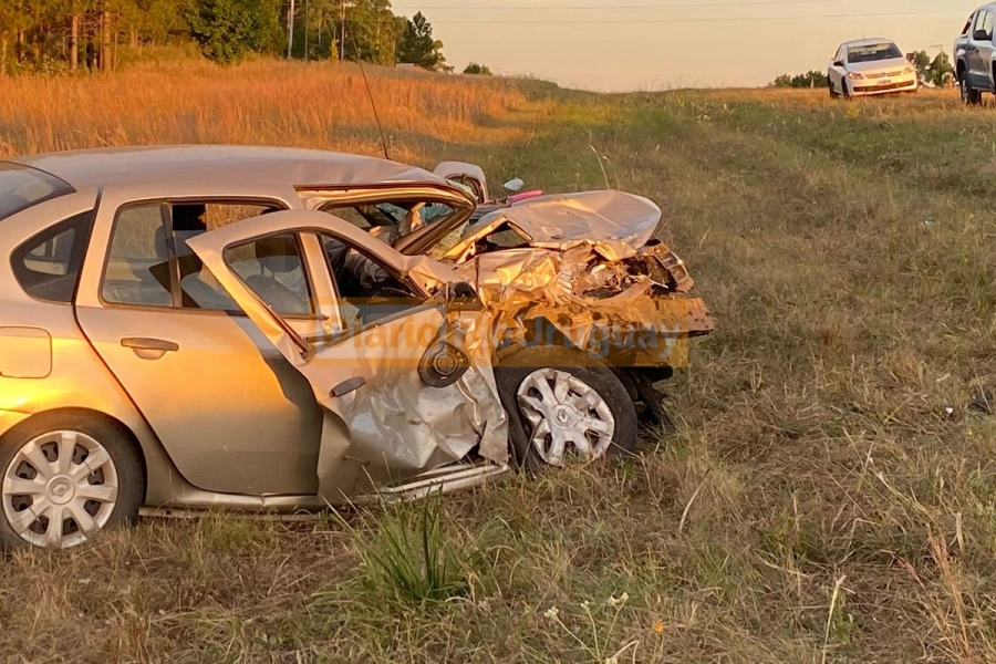 La v&iacute;ctima estaba conduc&iacute;a el auto y fue internada en el hospital de Concordia. (DRU)