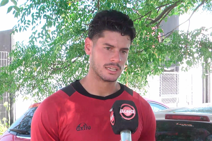 Iv&aacute;n Chaves. Elonce