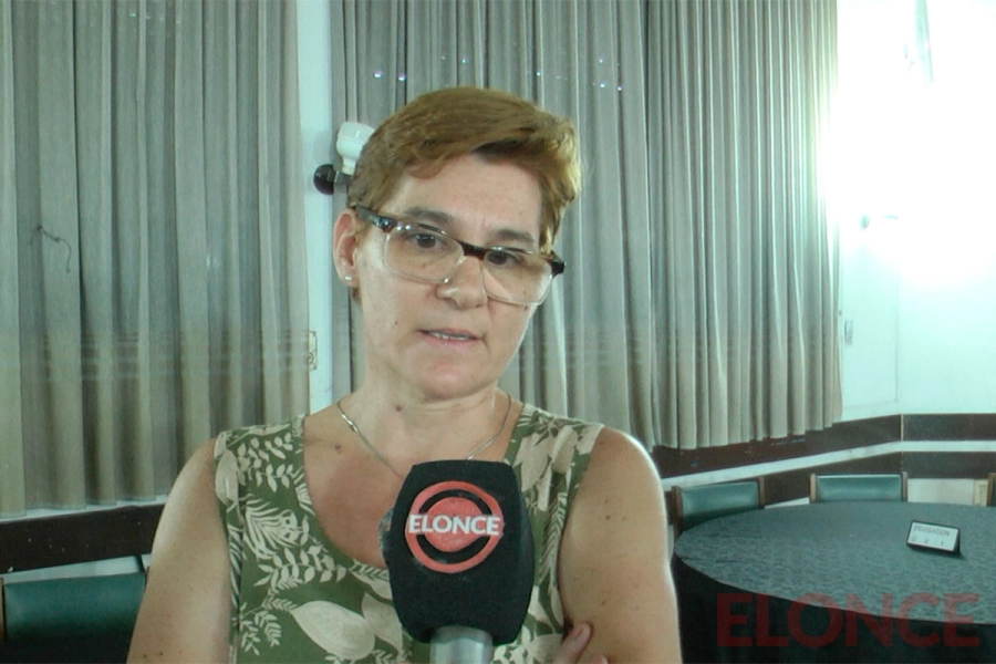 irta Wolf, tesorera de la Federaci&oacute;n Entrerriana de V&oacute;ley,