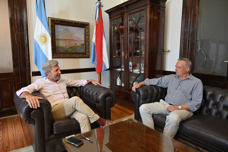 Frigerio se reunió con el intendente de Viale y analizaron nuevas obras para la ciudad