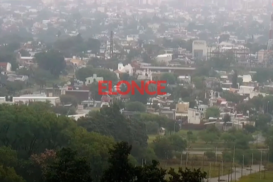 Lluvia persistente en Paran&aacute;. (ELONCE)