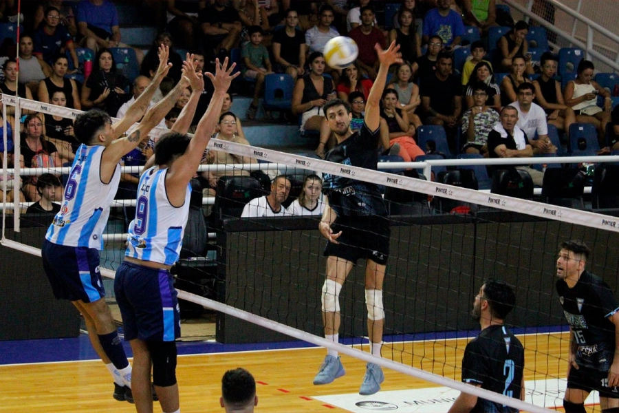 El AEC tuvo una trabajosa victoria frente a Villa Dora. (FEVA)