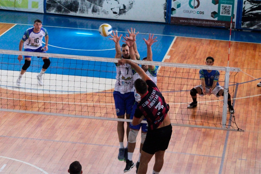 Libertad reaccion&oacute; a tiempo y super&oacute; la barrera que le trat&oacute; de imponer San Mart&iacute;n de Porres - Cr&eacute;dito: Prensa FeVA