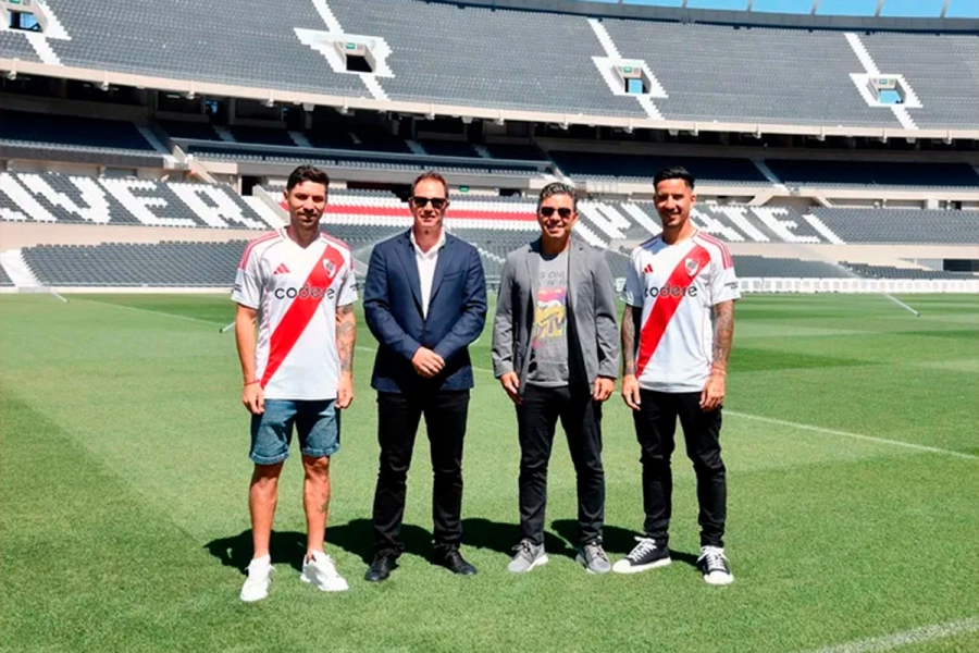 Montiel y Driussi firmaron este lunes.