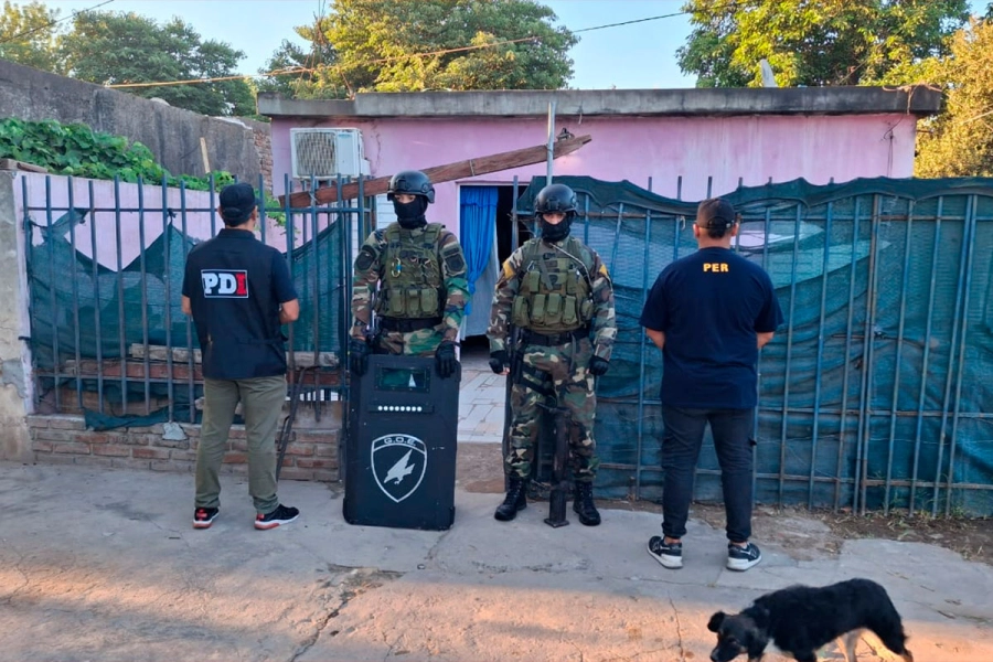 Allanamiento en Santa Fe. (PER)