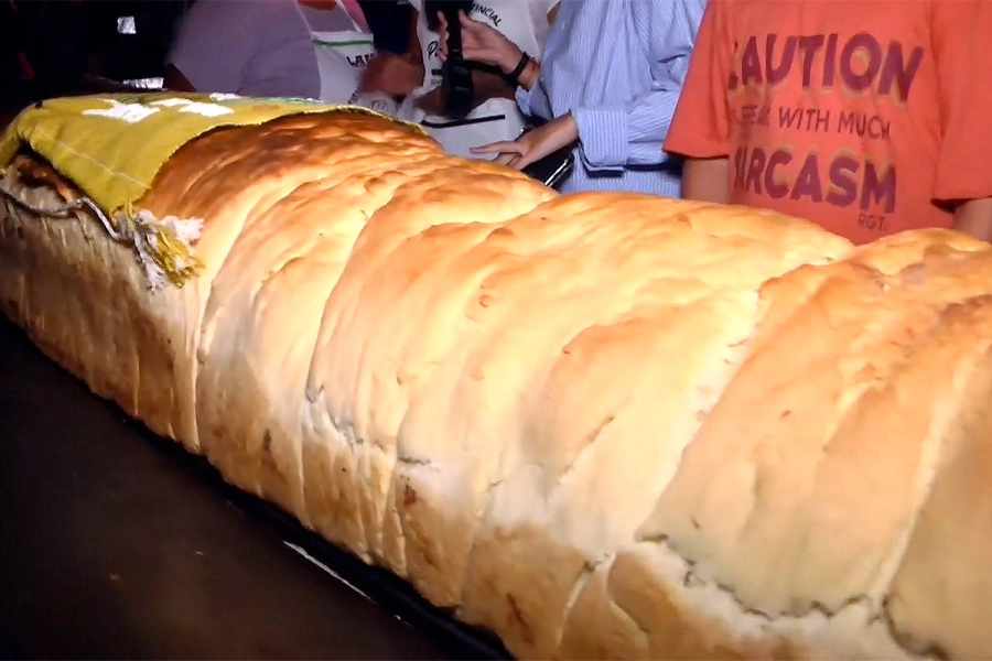 Pan casero de tres metros. Elonce