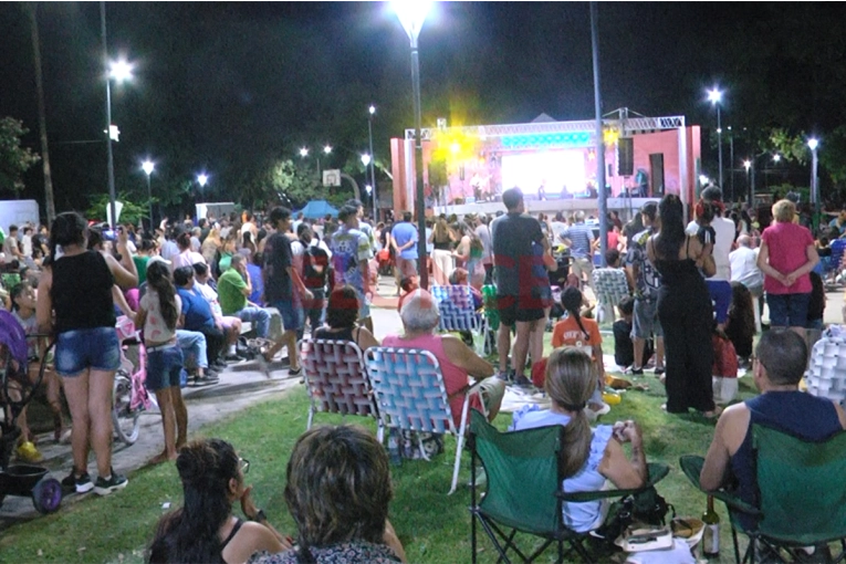 Se realiza el Festival Popular y el Premate de Cebadores en el Anfiteatro Linares Cardozo