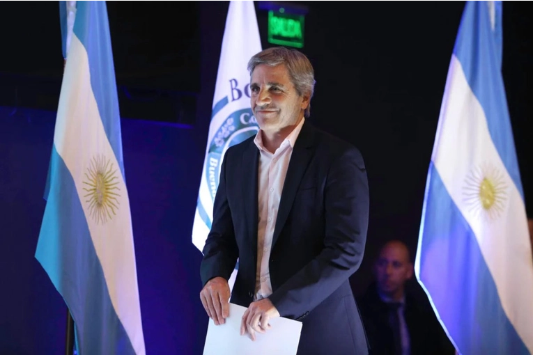 El Gobierno nacional comienza una nueva etapa de su plan económico