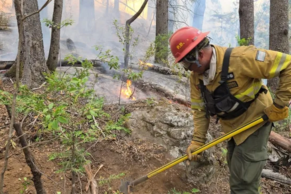Continúan los incendios en El Bolsón Continúan los incendios en El Bolsón