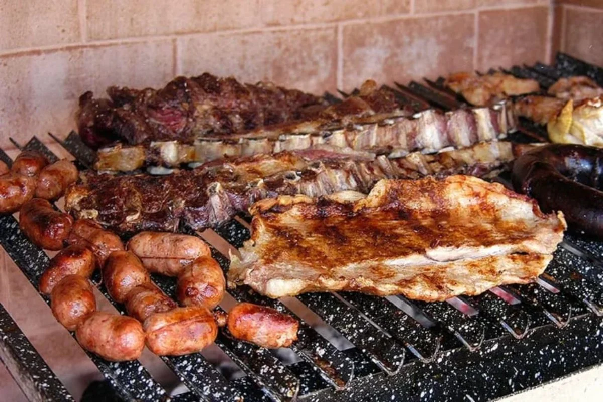 Cómo curar una parrilla recién comprada