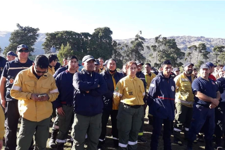 Bomberos entrerrianos fueron convocados a combatir los incendios en Neuquén