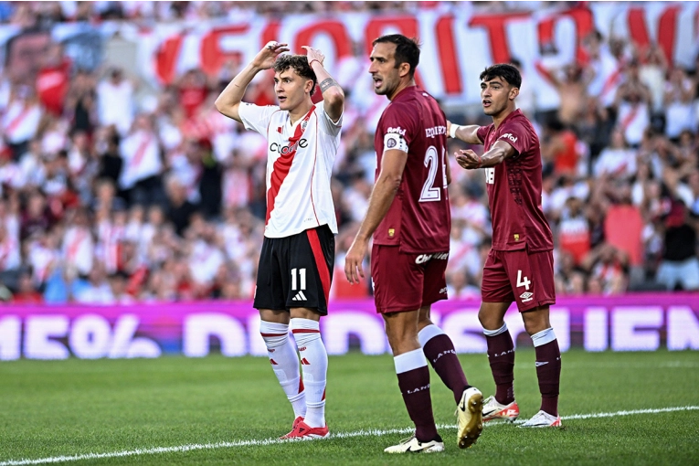 River y Lanús igualan 0-0 en el Monumental por el torneo Apertura