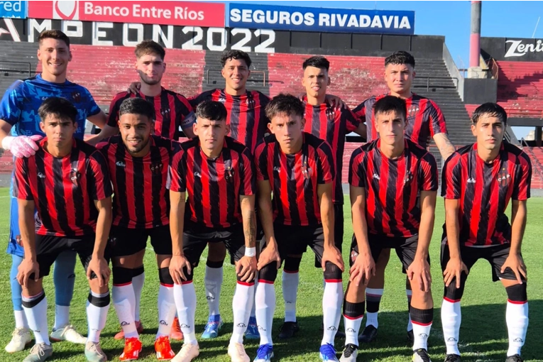 Patronato accedió a semifinales de la Copa Túnel Subfluvial al eliminar a Neuquen