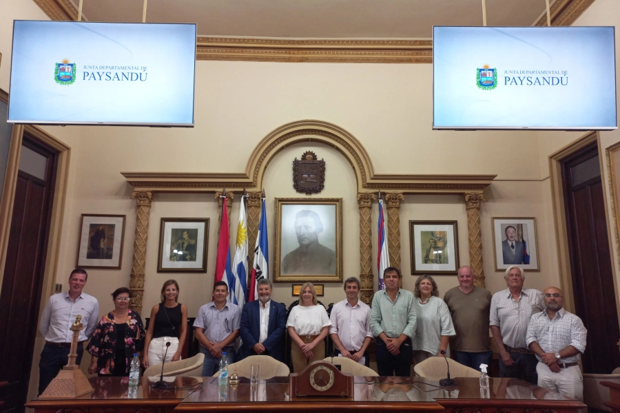 Junta Departamental Paysand&uacute; (foto Municipalidad de Col&oacute;n)