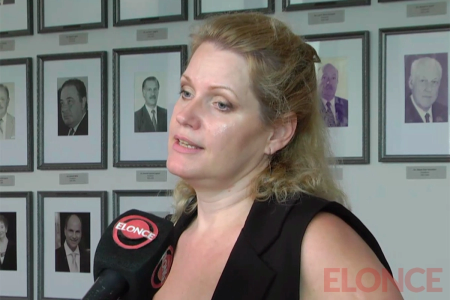 Escribana Mar&iacute;a Ayel&eacute;n Zatti