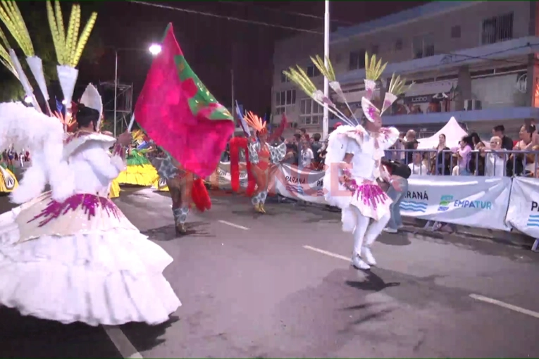 Se palpita la anteúltima noche de carnavales en Paraná: “Se ve un gran desarrollo”