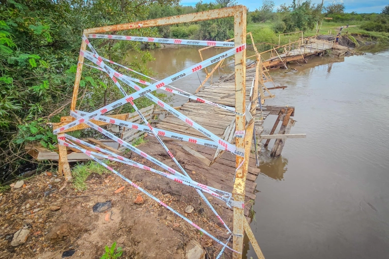 El puente de “La Picada” sufrió daños y piden evitar circular por la zona