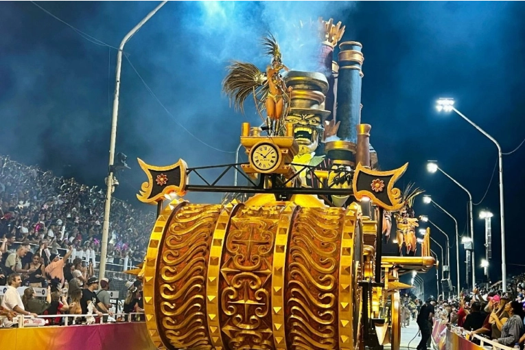 Carnaval de Gualeguaychú: Papelitos se consagró tetracampeona