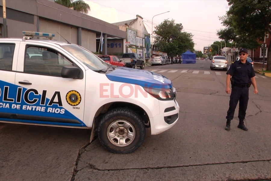 Otro homicidio en Paran&aacute;: un herido de bala falleci&oacute; cuando era trasladado al hospital (foto Elonce)