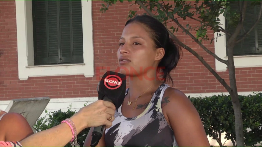 Priscila Z&aacute;rate, hermana del joven desaparecido. Foto: Elonce