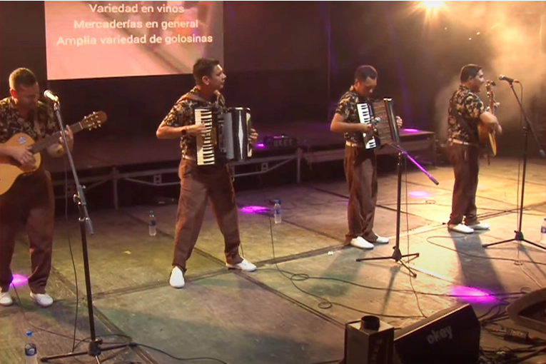 Se viene la Peña Folklórica “Martín Fierro” con Los Majestuosos del Chamamé