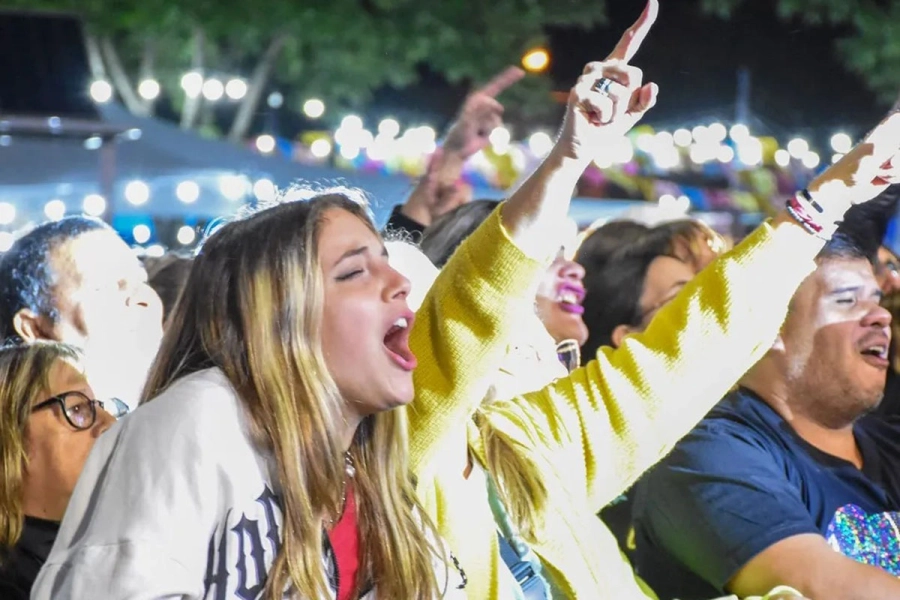 Foto: Ram&iacute;rez Festeja