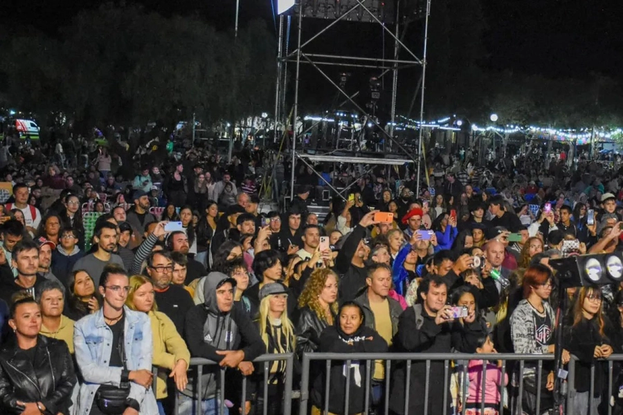 Foto: Ram&iacute;rez Festeja