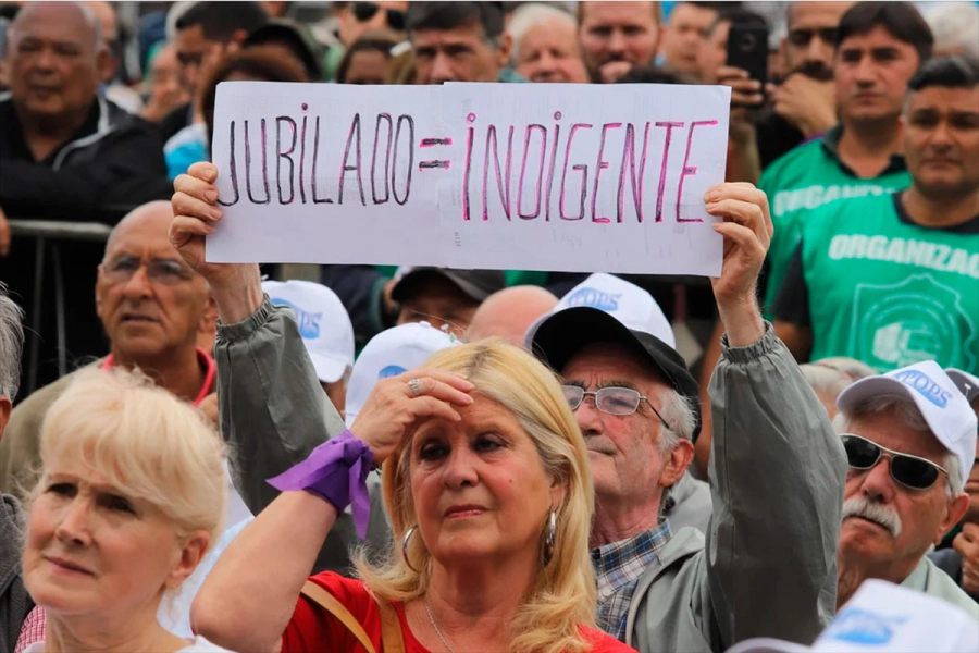 Jubilados reclaman mejora en sus haberes. Archivo