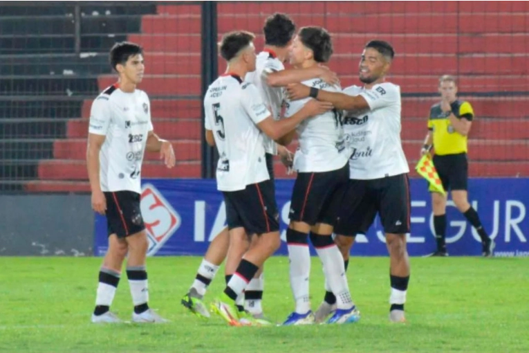 Patronato superó por 3 a 0 a Unión en la primera final de la Copa Túnel Subfluvial: los goles