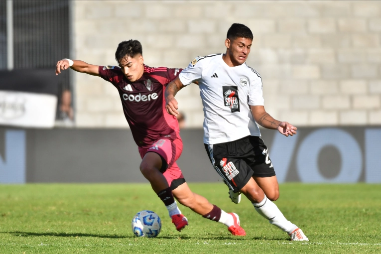 River empató 0 a 0 en su visita a Riestra, por el Torneo Apertura