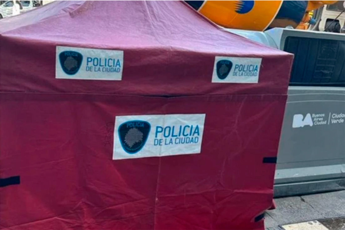 El contenedor donde hallaron al recién nacido El contenedor donde hallaron al recién nacido