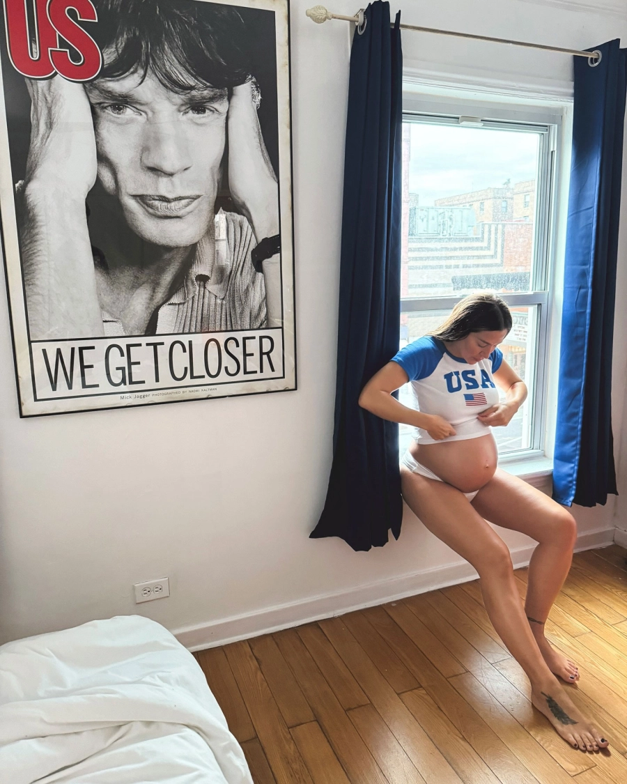 Jimena Bar&oacute;n luci&oacute; su panza de embarazada. Instagram