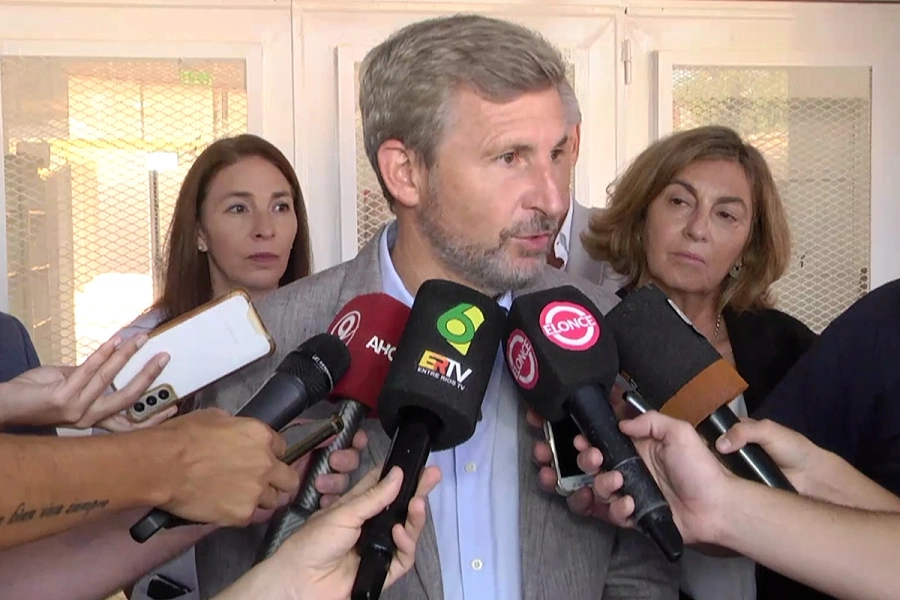 Rogelio Frigerio en diálogo con la prensa. Elonce