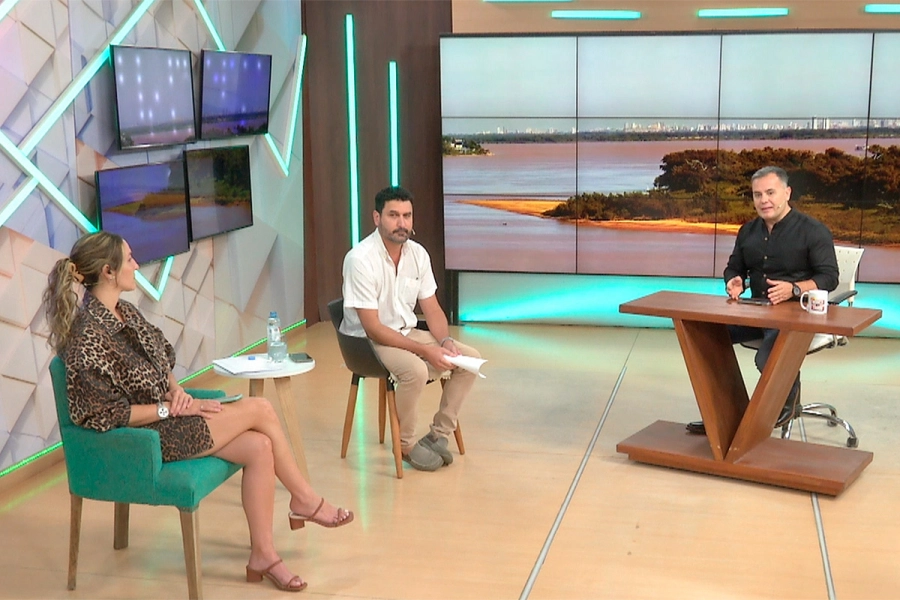 Germán Tuma en los estudios de Elonce