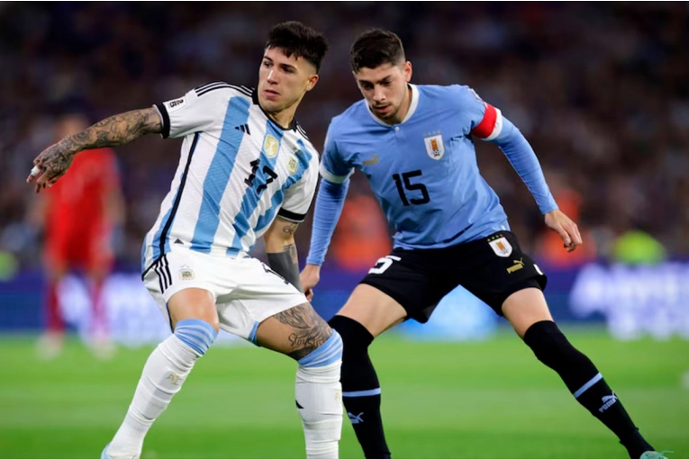 Sin Messi, Argentina empata sin goles con Uruguay en Montevideo