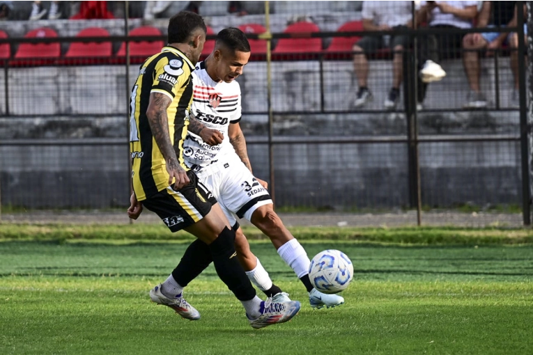 Patronato iguala 0-0 con Deportivo Madryn por la Primera Nacional