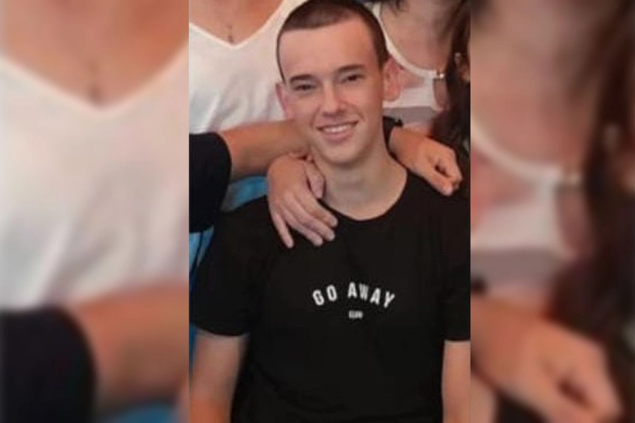 buscan a Emiliano Urbani, el entrerriano oriundo de Chajar&iacute;, quien se 
encuentra desaparecido en Santa Fe