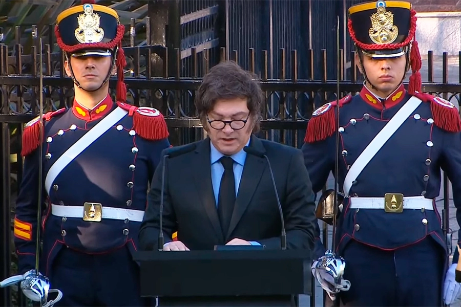 Milei encabez&oacute; el acto por Malvinas. Elonce