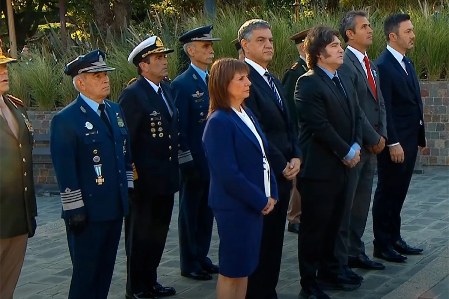 Milei encabez&oacute; el acto por Malvinas. Elonce