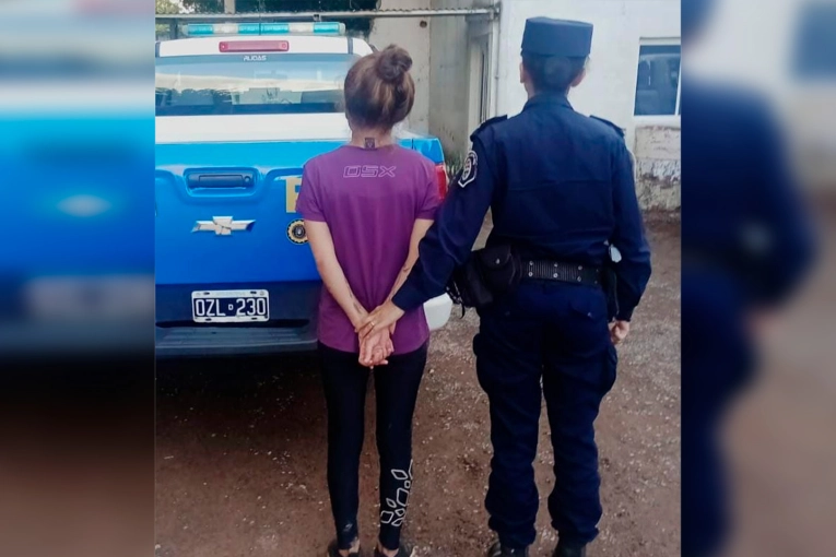 Una mujer resultó herida con un arma blanca durante una pelea en barrio Humito
