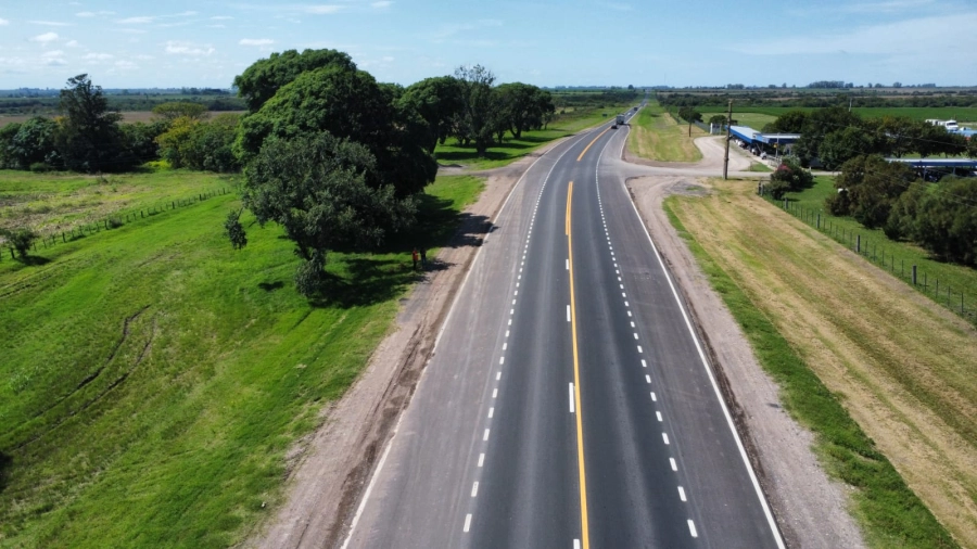 Avanzan los trabajos de recuperaci&oacute;n en el tramo entrerriano de la ruta nacional 12 (foto Vialidad Nacional)